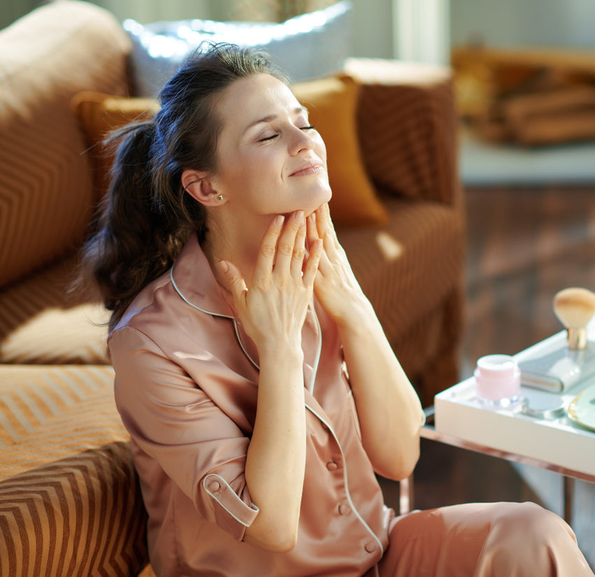 jowls sagging neck skin