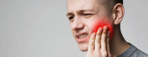 Man with pain in his jaw